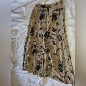 Jones New York Black and Tan Floral Maxi Skirt - Vintage